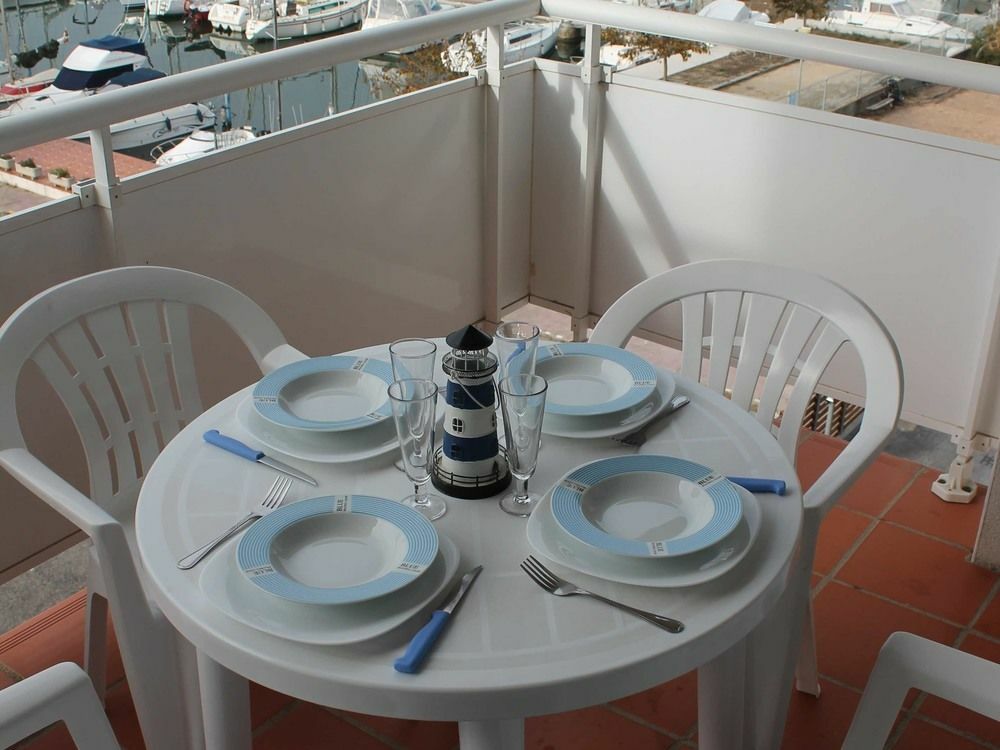 Port Canigo Apartments Rosas Exterior foto